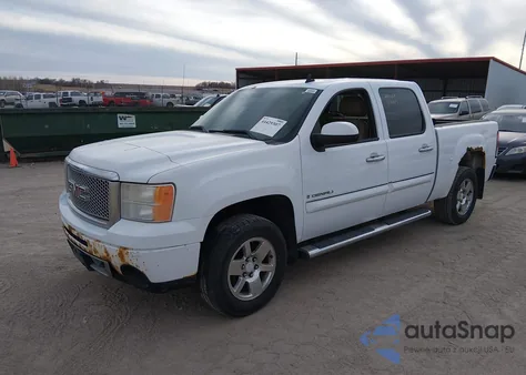 2008 GMC Sierra 1500 Denali z USA, uszkodzony, nr VIN 2GTEK638981317487